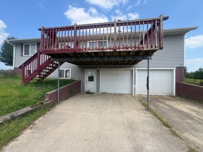 Building Photo - 13929 Harrison Rd