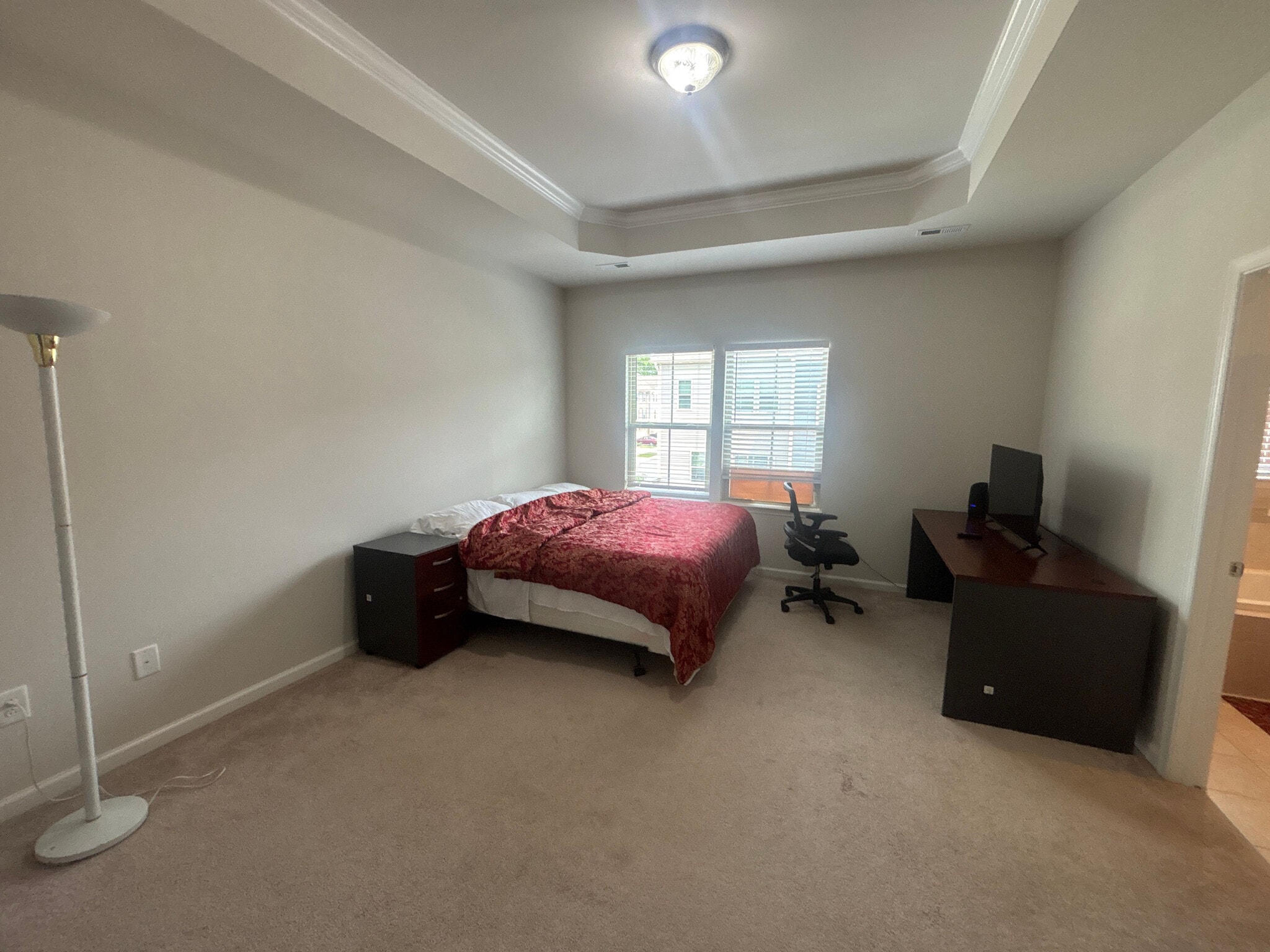 Building Photo - Room in Townhome on Poplar Leaf Way
