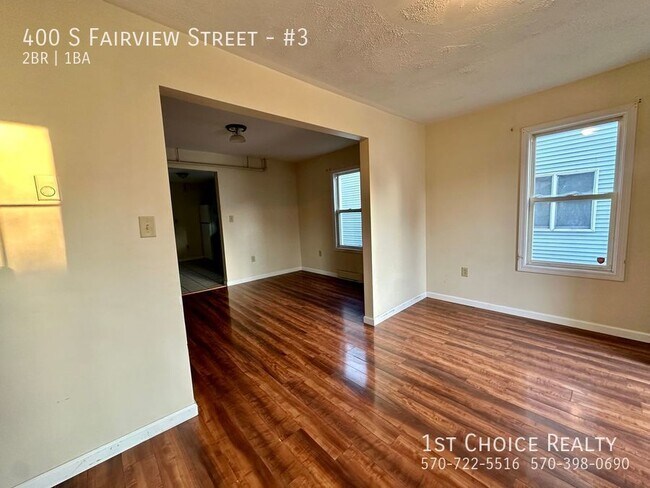 Building Photo - 400 S Fairview St