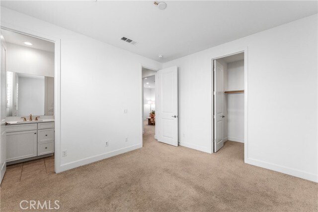 Building Photo - 105 Shear