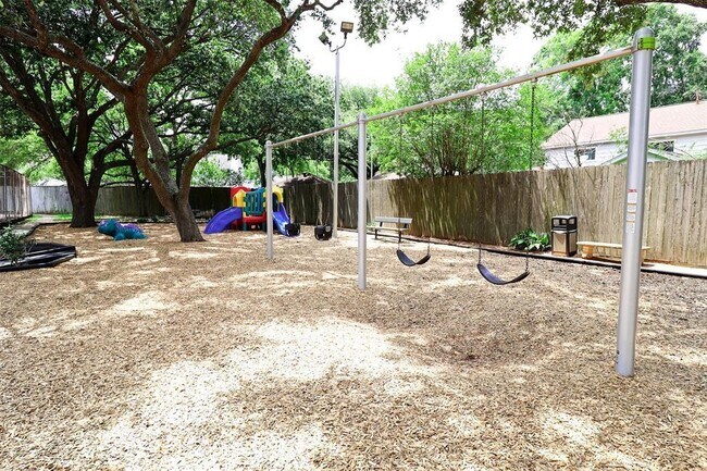 Building Photo - 14202 Ella Lee Ln