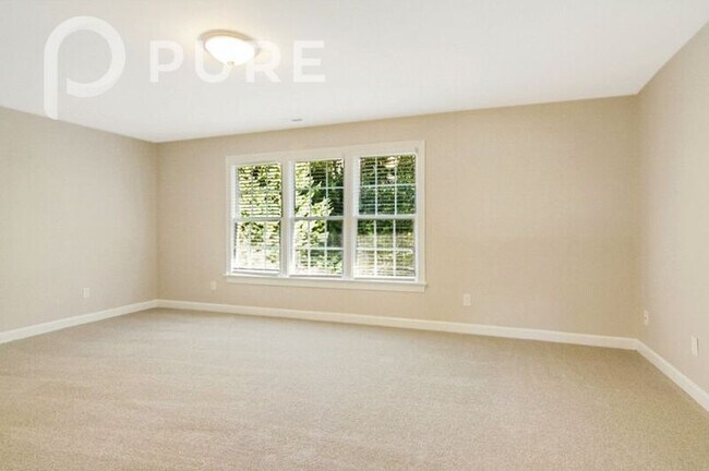 Building Photo - 5824 Clarks Fork Dr