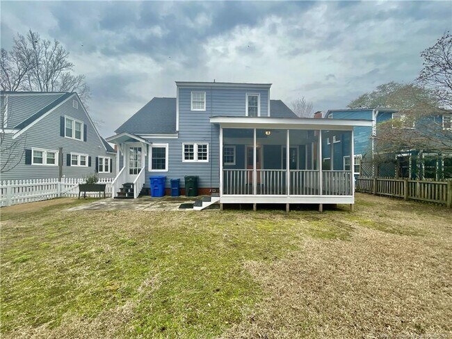 Building Photo - 1312 Summit Ave