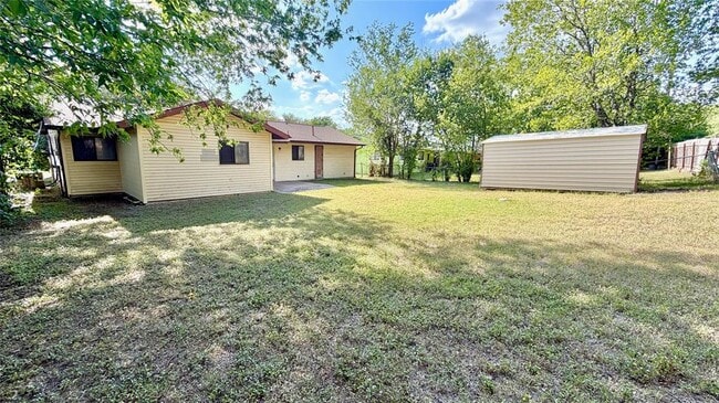 Building Photo - 5213 Halmark Dr