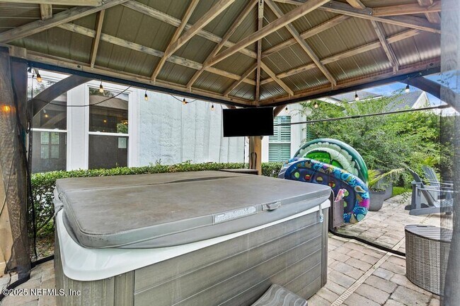Building Photo - 1175 Eagle Point Dr