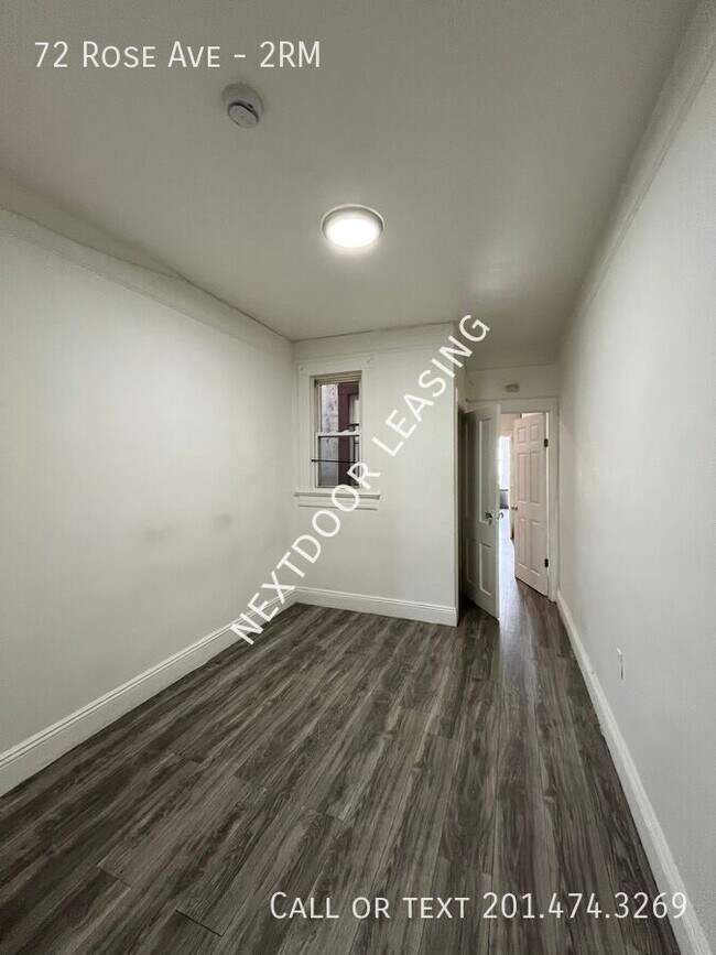Building Photo - 72 Rose Ave
