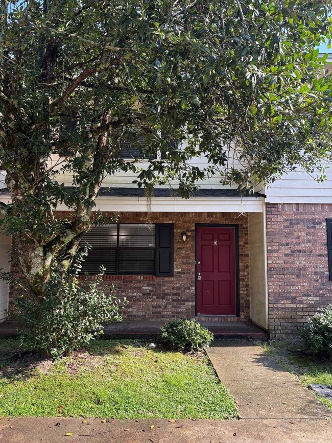 Primary Photo - 1413 Pullen Rd
