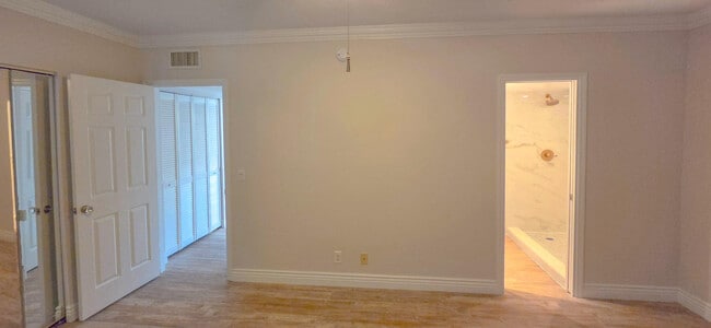 Building Photo - 4201 S Ocean Blvd