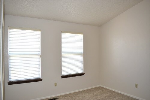 Building Photo - 6283 Yank Ct