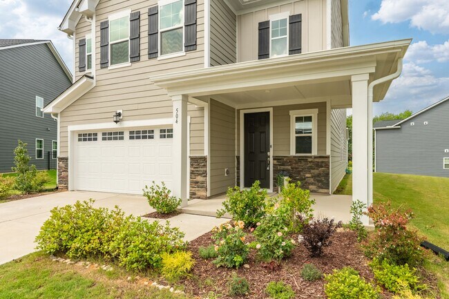 Building Photo - 504 Spotted Fawn Ct