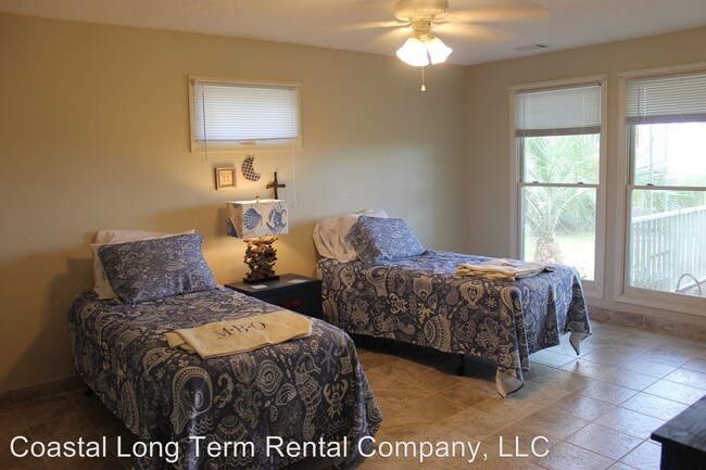Building Photo - 2 br, 2 bath House - 416 Palm Key Place