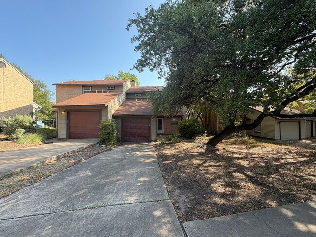 Primary Photo - Dorian Properties2 (1504 Cinnamon Path)