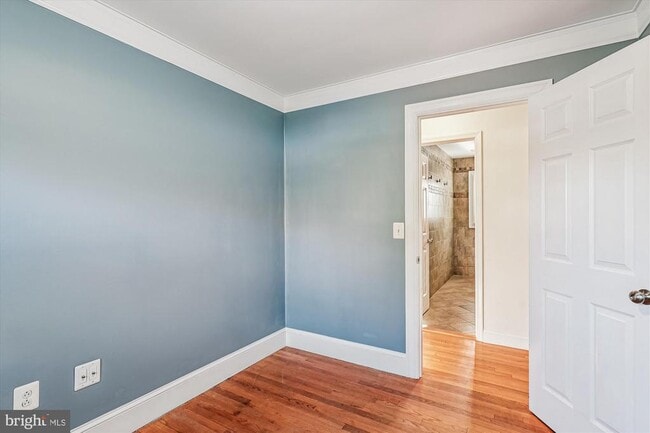 Building Photo - 1506 Widows Mite Rd