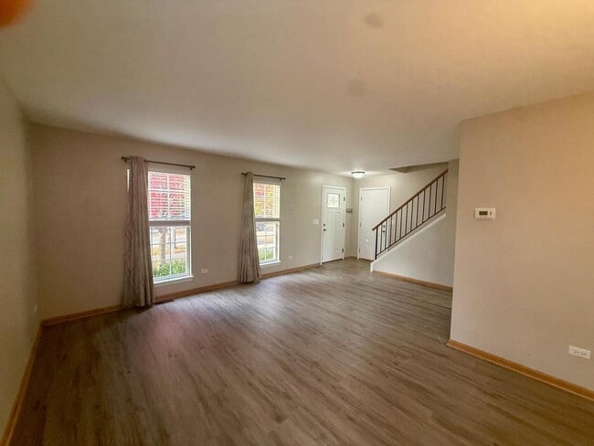 Building Photo - 2477 Smithfield Ct