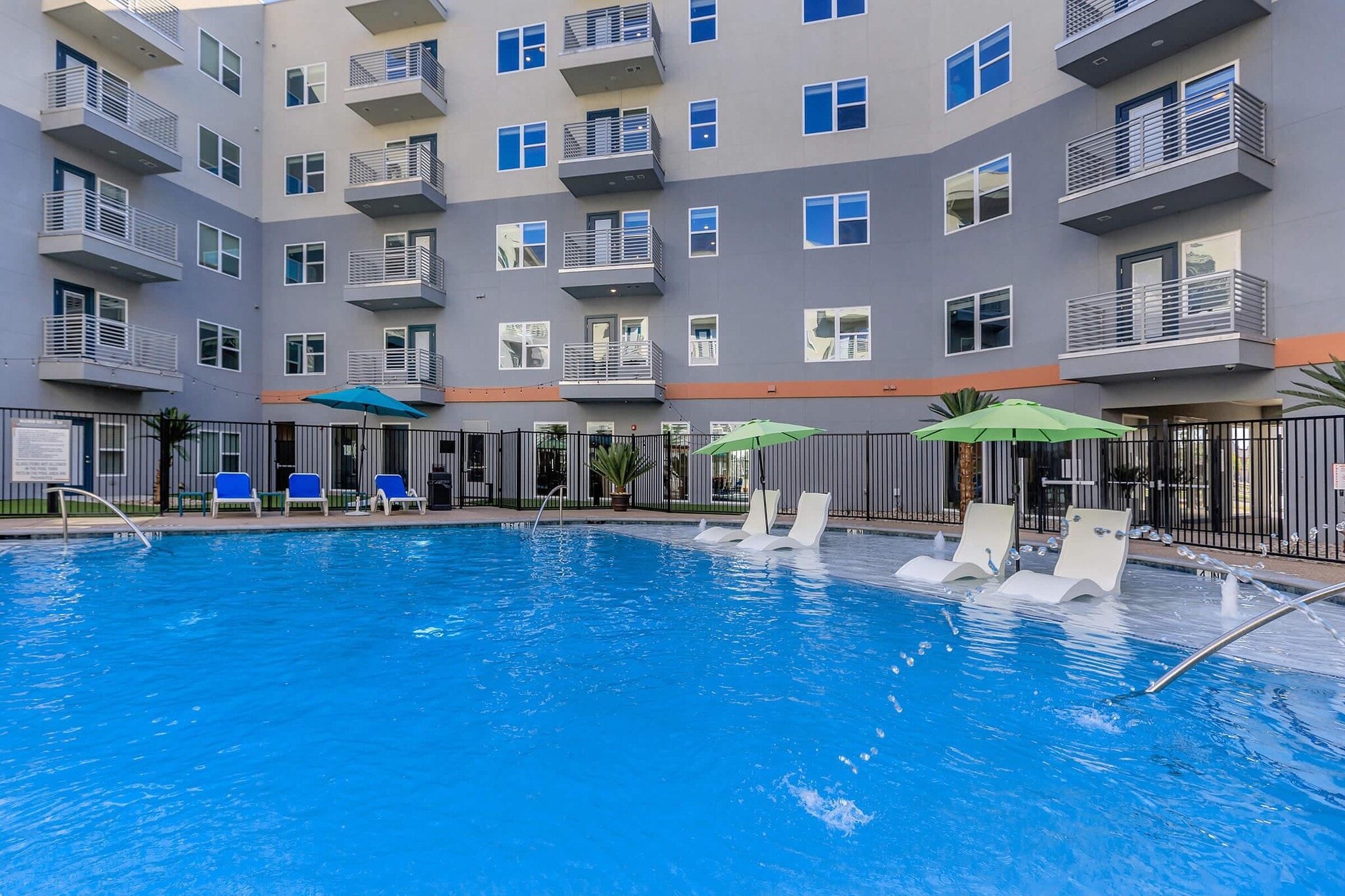 Building Photo - 2422 S Carrier Pkwy