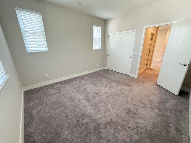 Building Photo - 6773 Solterra Vista Pkwy