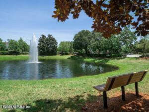 Building Photo - 7800 Point Meadows Dr