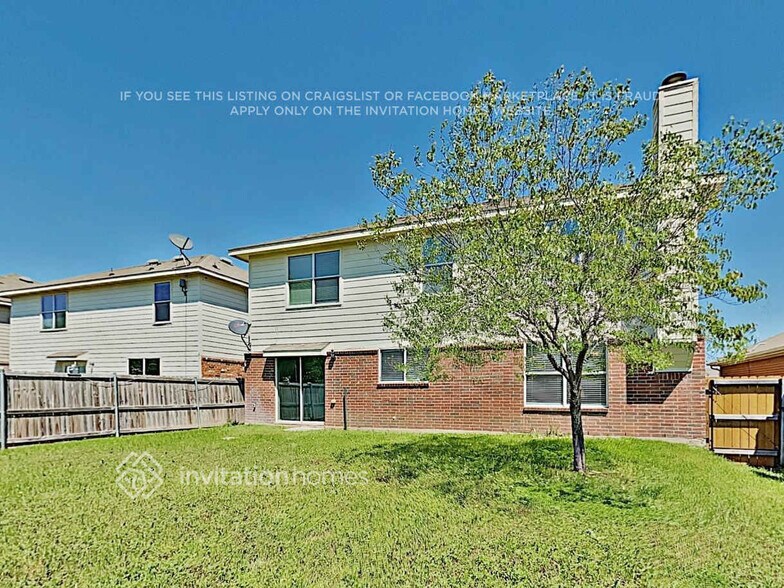 Building Photo - 7221 Little Mohican Dr