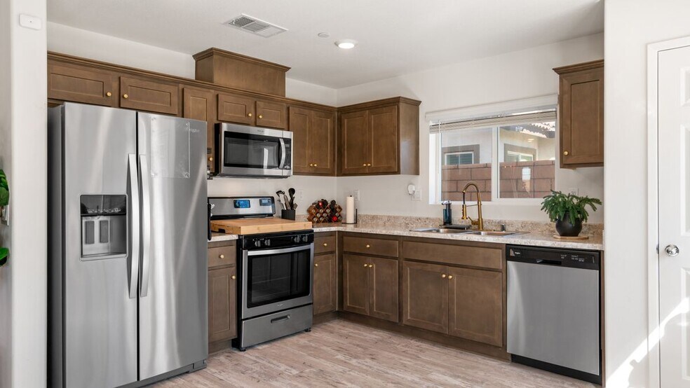 Building Photo - 67361 Rio Largo Rd