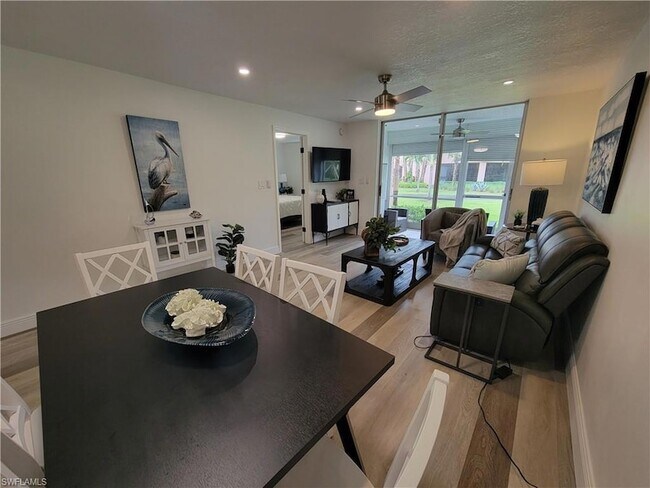 Building Photo - 200 Forest Lakes Blvd