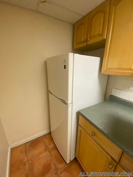 Building Photo - 15 Glenville Ave