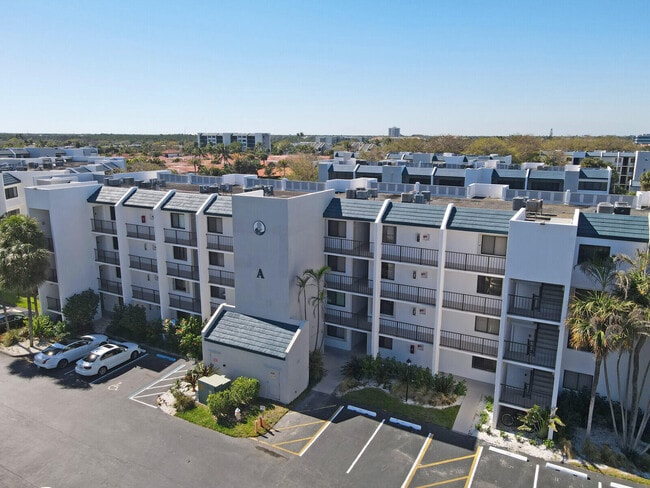 Building Photo - 1605 S US Hwy 1