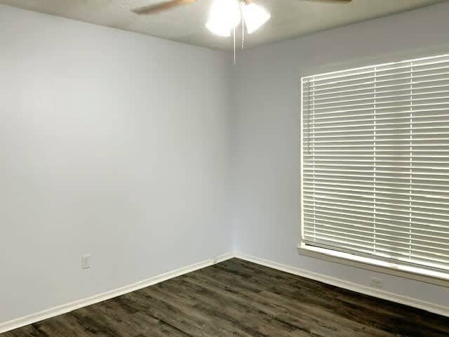 Building Photo - 2835 Pilgrims Point Dr