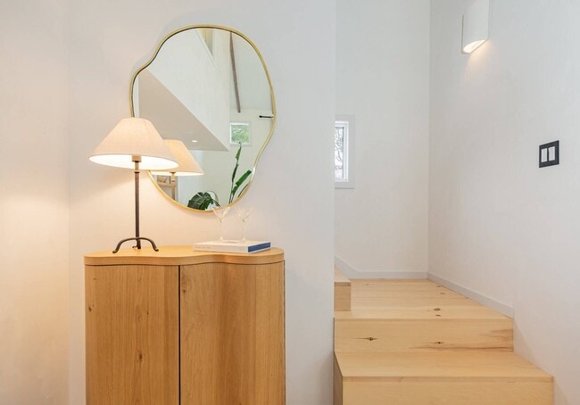 Building Photo - 97 Swamp Rd