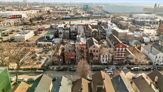 Building Photo - 1635 W 21st Pl