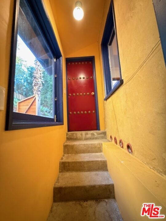 Building Photo - 208 Westmoreland Ave