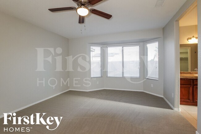 Building Photo - 14391 W Carlin Dr