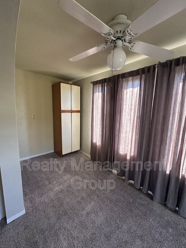 Building Photo - 2338 Berry St