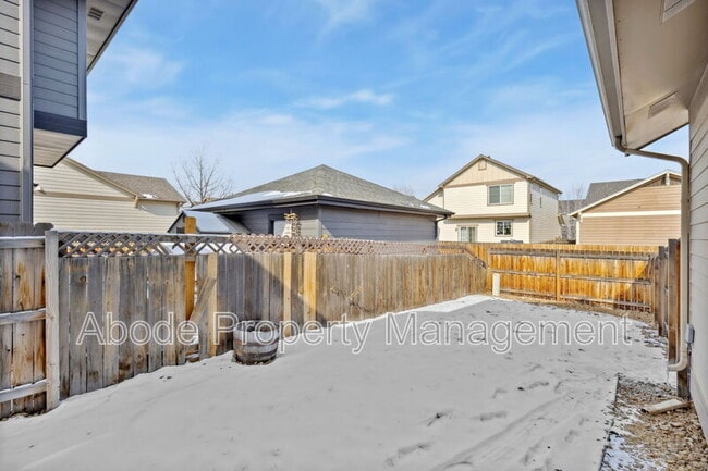 Building Photo - 2104 18th Ave