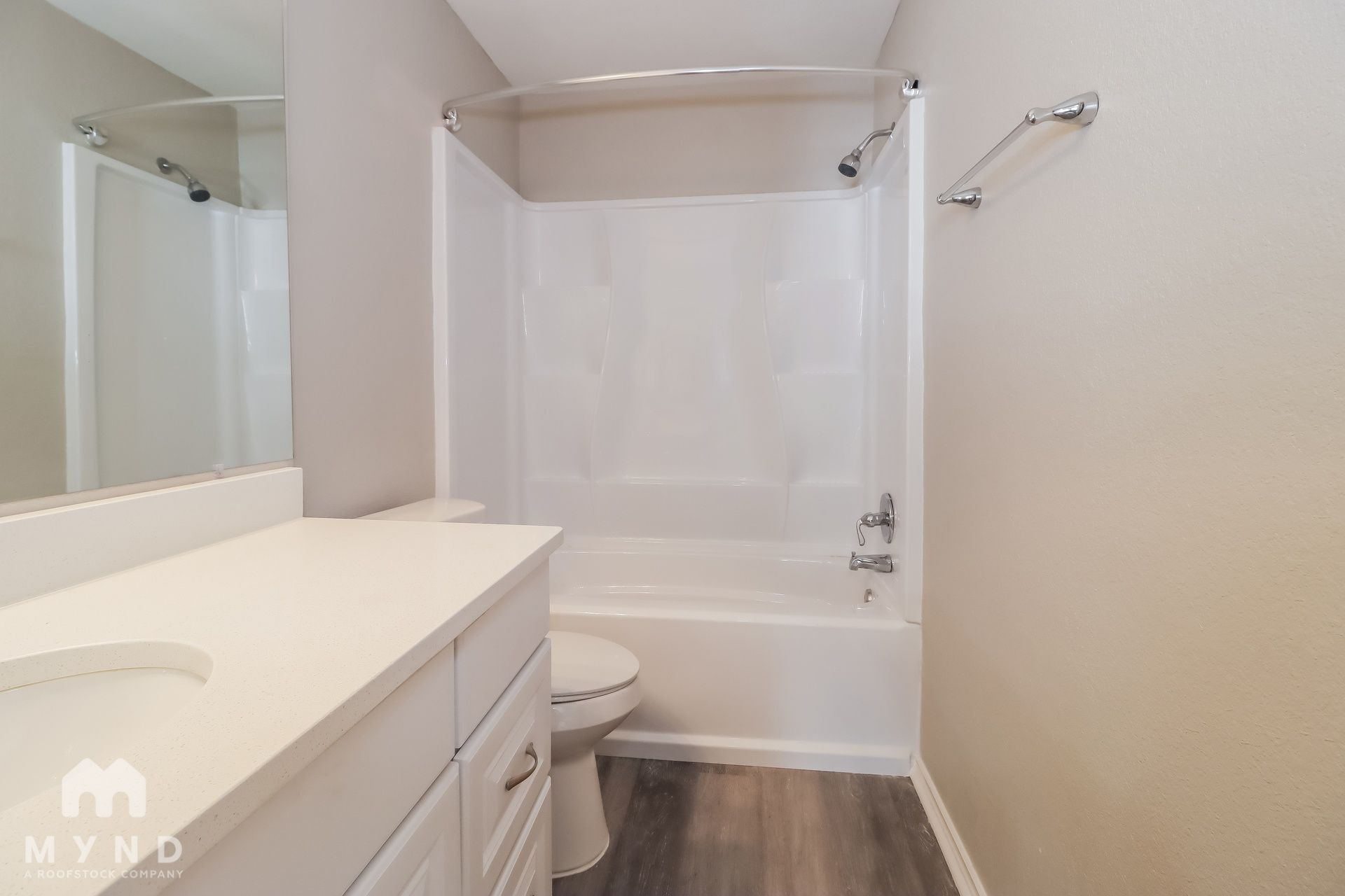 Building Photo - 4961 Briar Oaks Ln