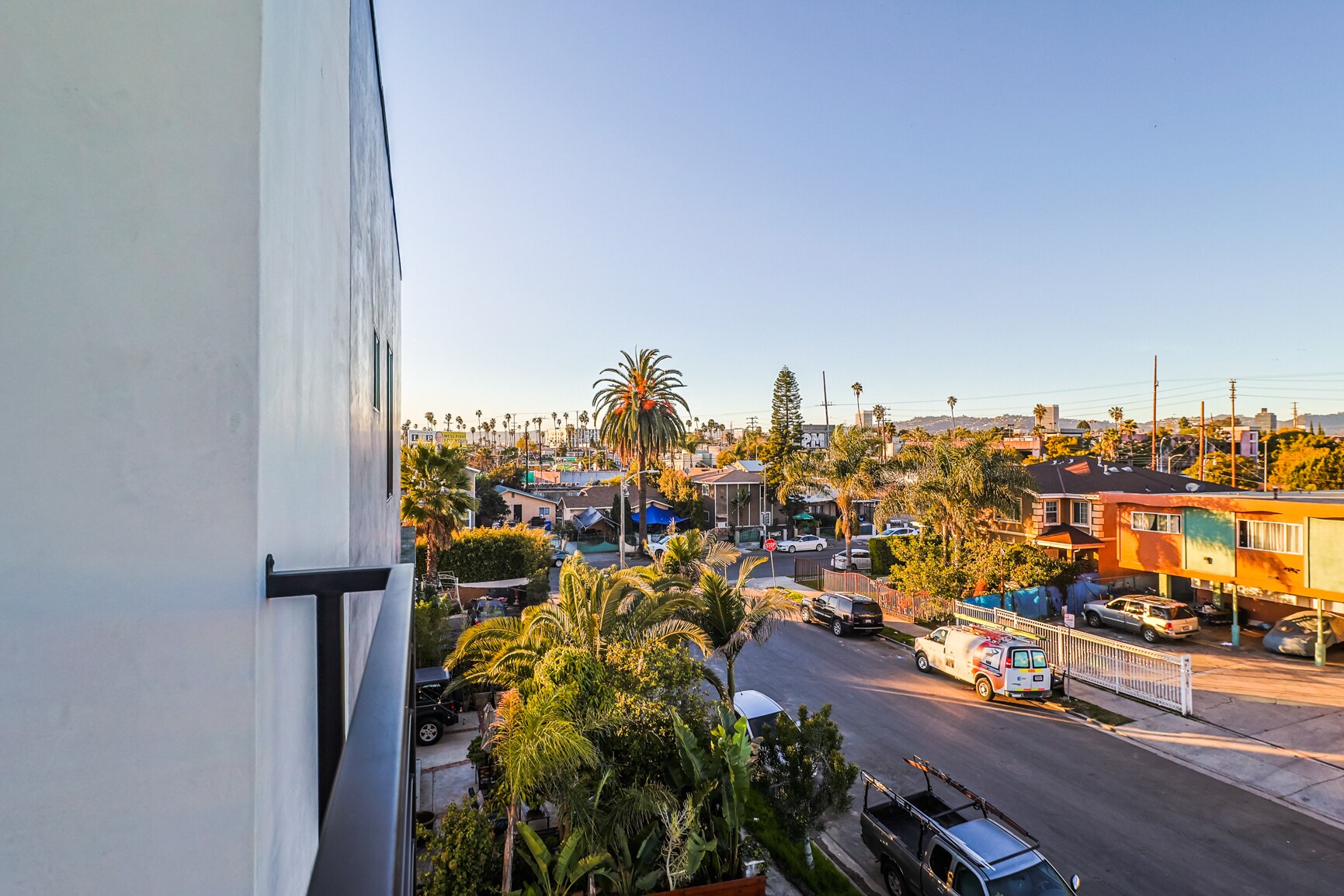 Building Photo - 4848 W 17th St