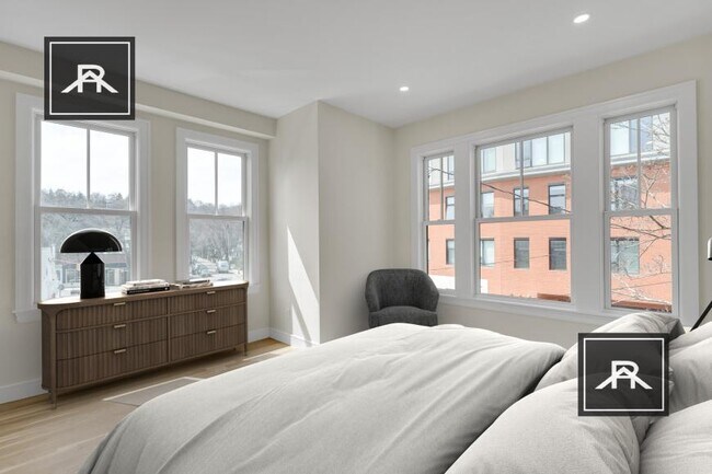 Building Photo - 4 bedroom in Brookline MA 02446