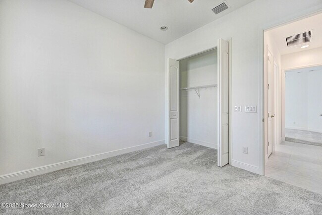 Building Photo - 2988 Pangea Cir