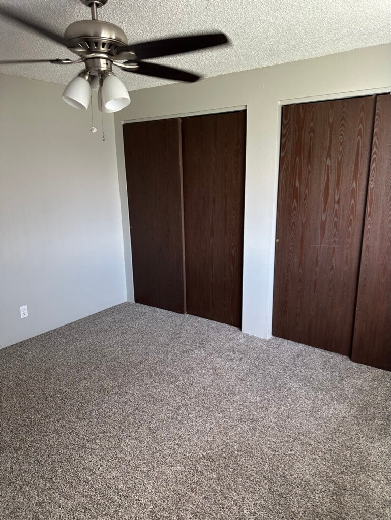 Building Photo - 226 W 21st Ave