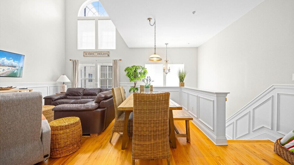 Building Photo - 15 Sumner Ave