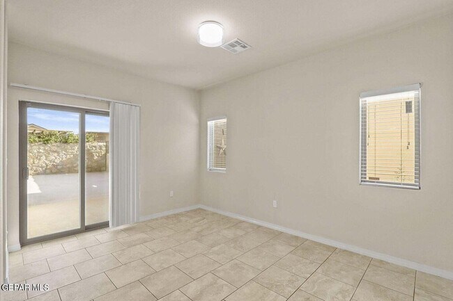 Building Photo - 14832 Bert Cameron Ave