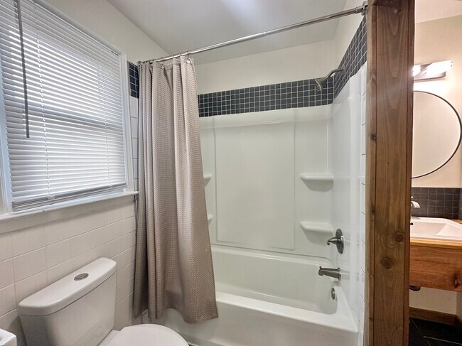 Building Photo - 3935 Elkton Trail