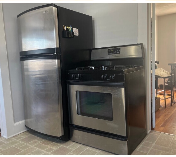 Building Photo - 113 Crestmont Rd