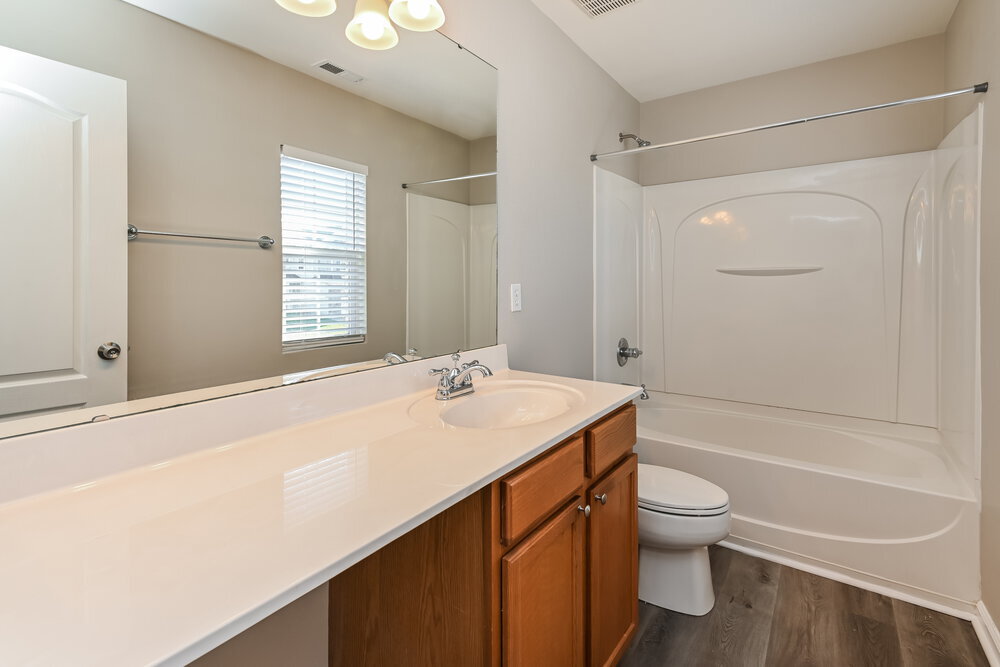 Building Photo - 10811 Carstairs St