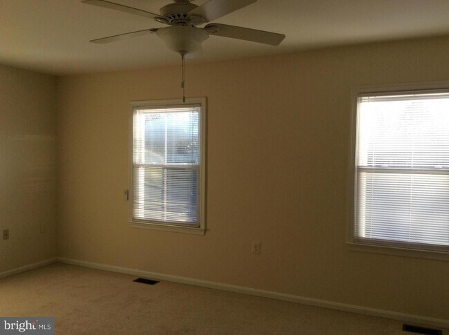 Building Photo - 14540 Eddy Ct