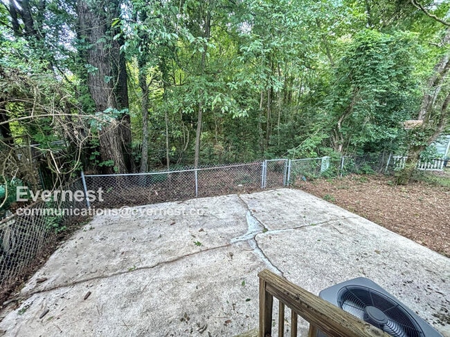 Building Photo - 615 Cahaba Manor Trail