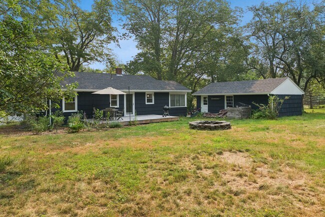 Building Photo - 67 Cutts Rd