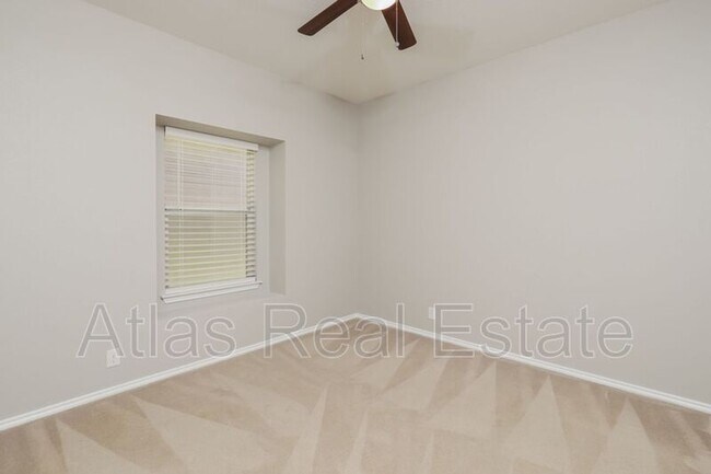 Building Photo - 132 Vista Del Rey