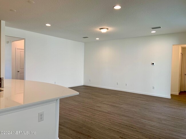 Building Photo - 810 Laurel Valley Dr