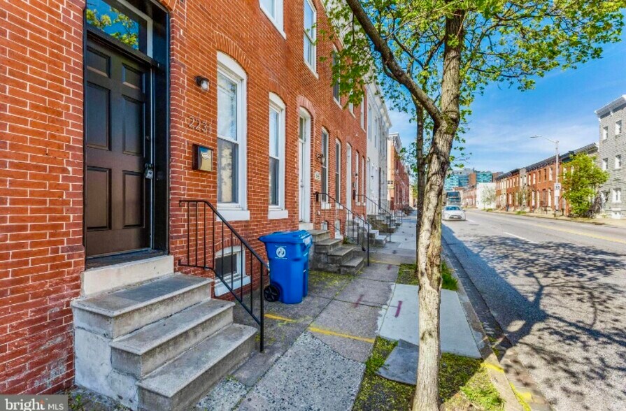 Building Photo - 2231 Orleans St
