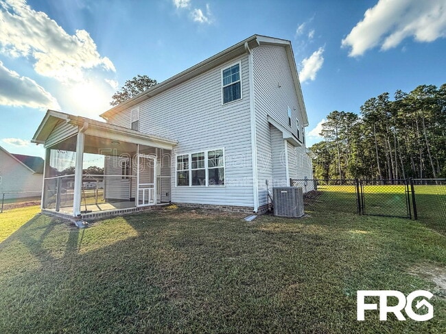 Building Photo - 208 Coffman Dr
